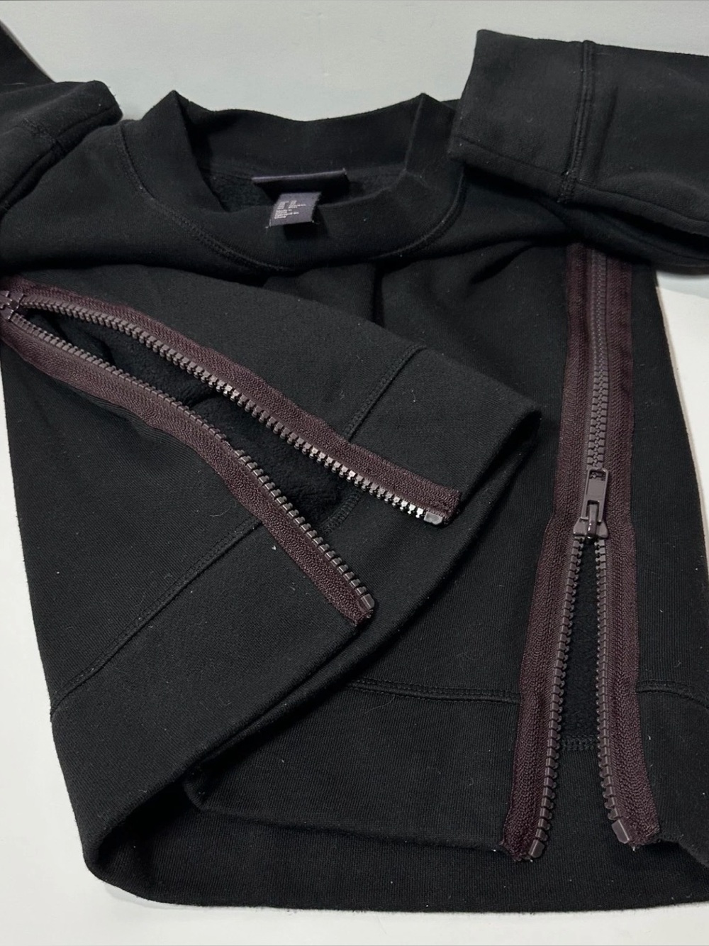 H&M Black Crewneck Sweatshirt Hoodie